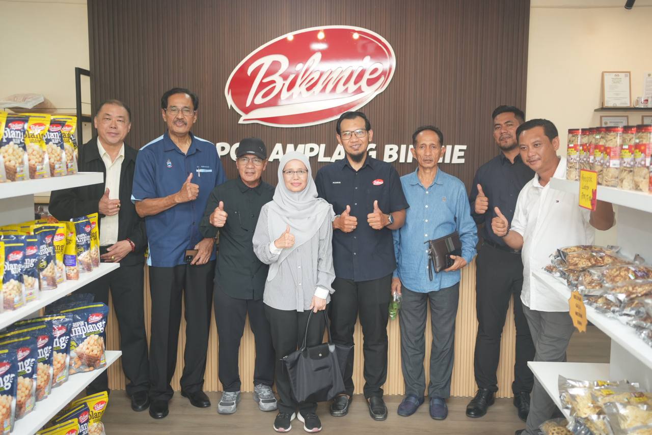 Program Lawatan Kerja Ahli Lembaga Pengarah Ko-Nelayan Ke Kilang Rosmie Snack Industry Sdn. Bhd. (Bikmie)